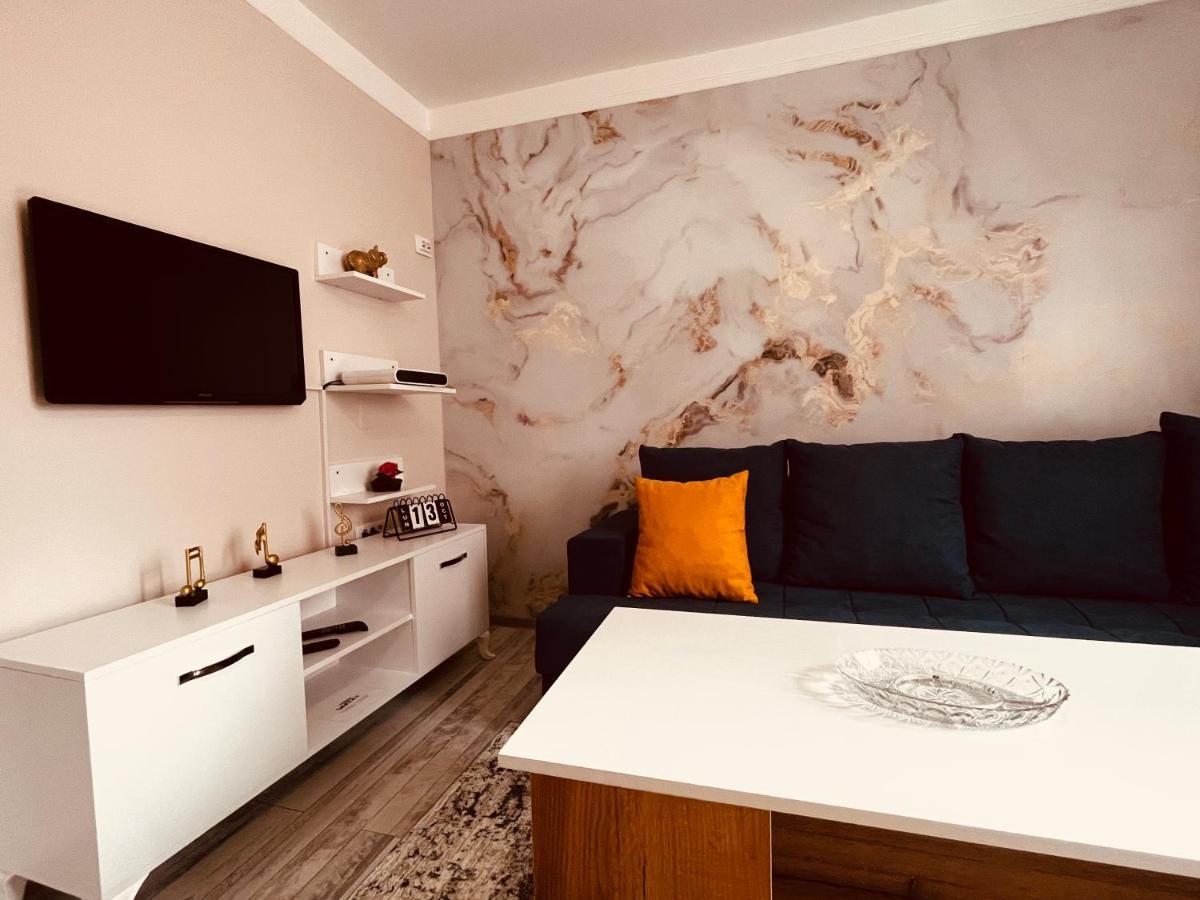 Snam Rooms&Apartment ชาเบลียค ภายนอก รูปภาพ